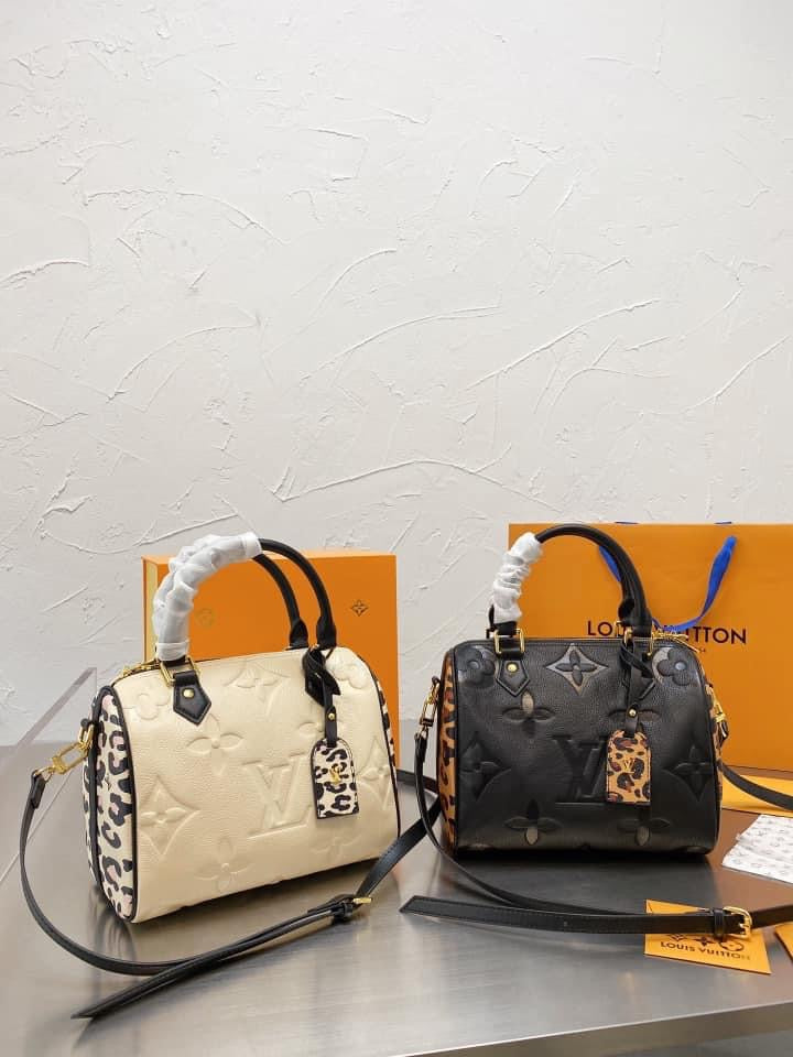 Embossed cheetah speedy 25